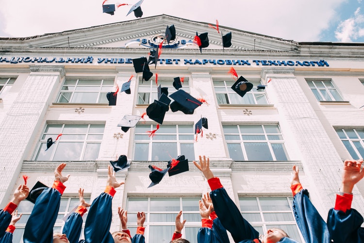  Validação do diploma brasileiro em Portugal: o que é, quem precisa e como fazer?